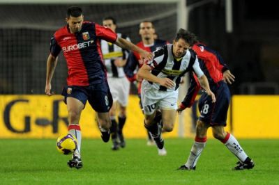 Thiago Motta has the ball while Juric learns Del Piero how to fly