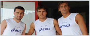 Alberto Zapater with his (new) friends Rodrigo Palacio and Hernan Crespo