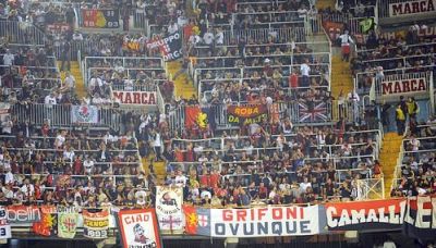 Over 4.000 Genoa-fans were present in Mestalla