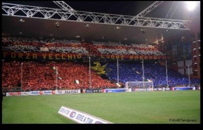 Gradinata Nord before Genoa-Sampdoria 3-0 (28-11-2009)